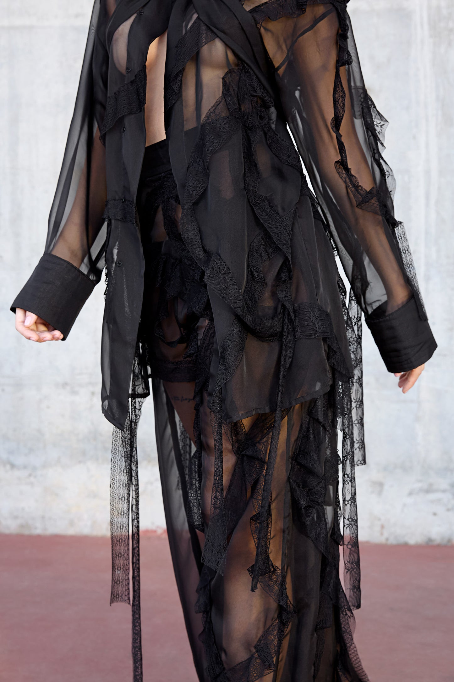 Ethereal Link Pants – Fluid Elegance