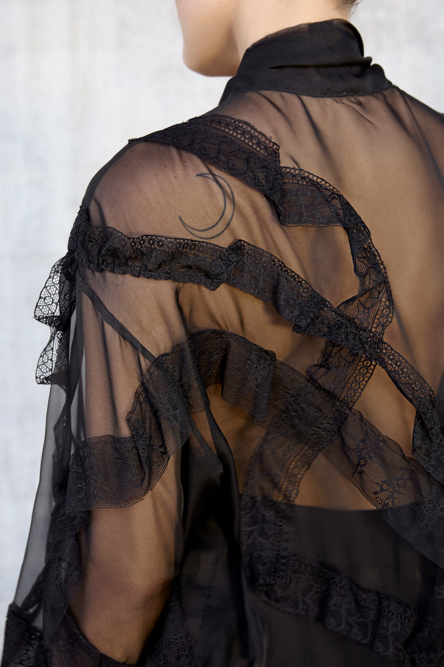 Ethereal Link Shirt – Dramatic Flow